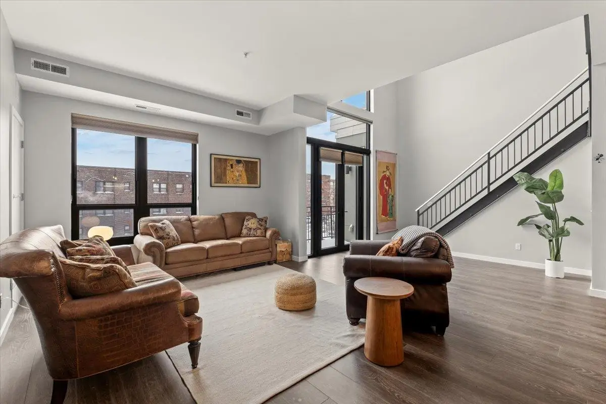 9 W Franklin Avenue #308, Minneapolis, MN 55404 - Image #1