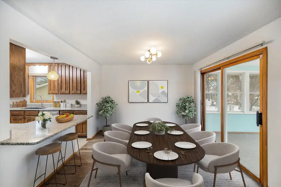 2480 Shryer Avenue E, Saint Paul, MN 55109 - Image #3