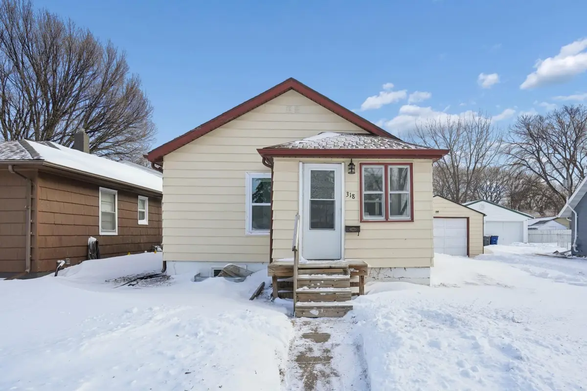 318 12th Street N, Moorhead, MN 56560 - Image #1