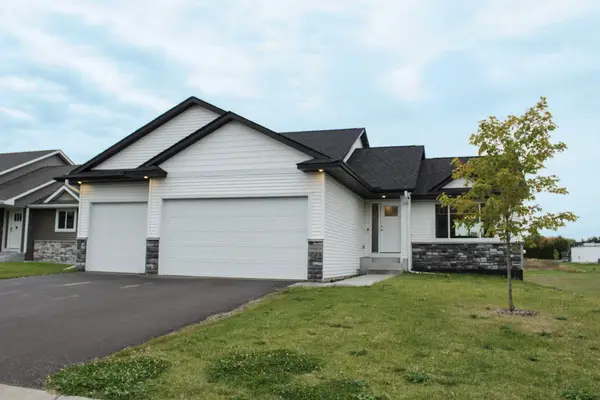 9989 14th Circle Ne, Saint Michael, MN 55376