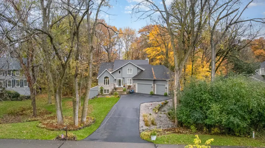 14011 Minnehaha Place, Wayzata, MN 55391 - Image #2