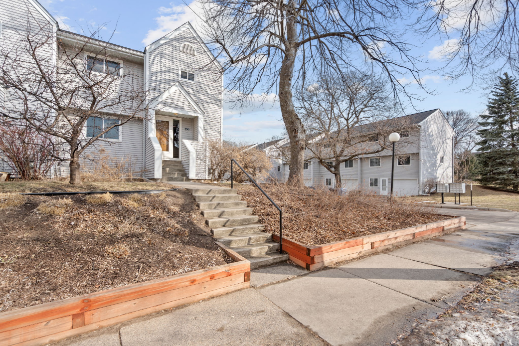 130 W 43rd Street, Minneapolis, MN 55409 - #1