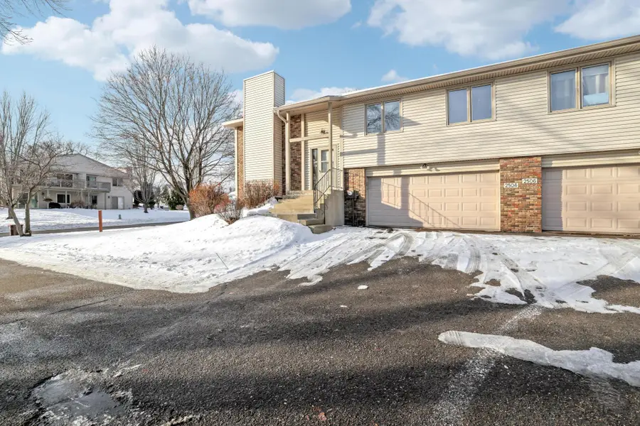 2504 Rose Avenue E, Saint Paul, MN 55119 - Image #2