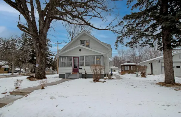 720 3rd Avenue N, Sauk Rapids, MN 56379