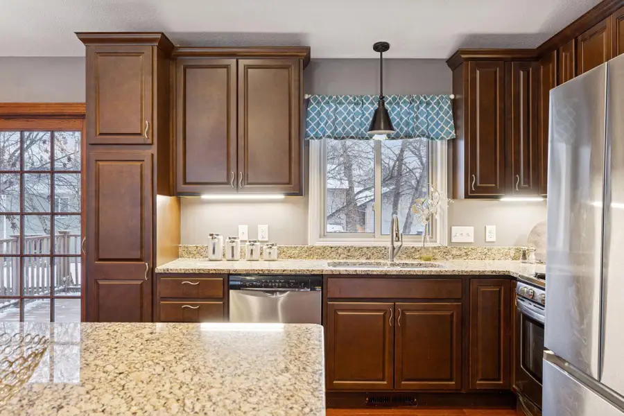 9170 Larch Lane N, Osseo, MN 55369 - Image #3