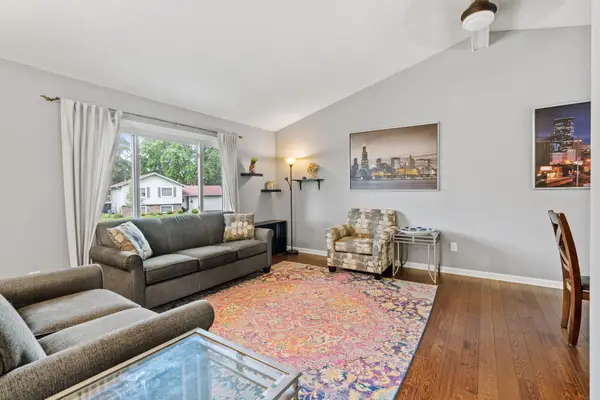 6871 Chaparral Lane, Chanhassen, MN 55317