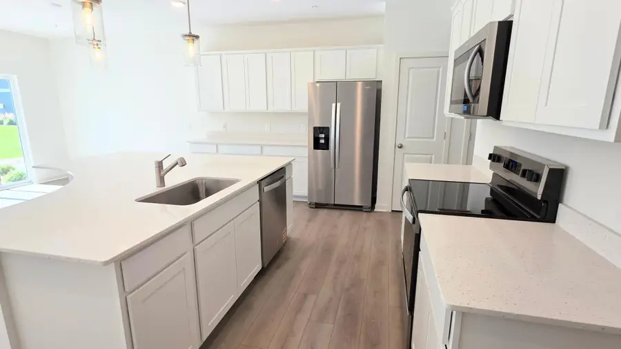 4747 Airlake Drive, Woodbury, MN 55129 - Image #2