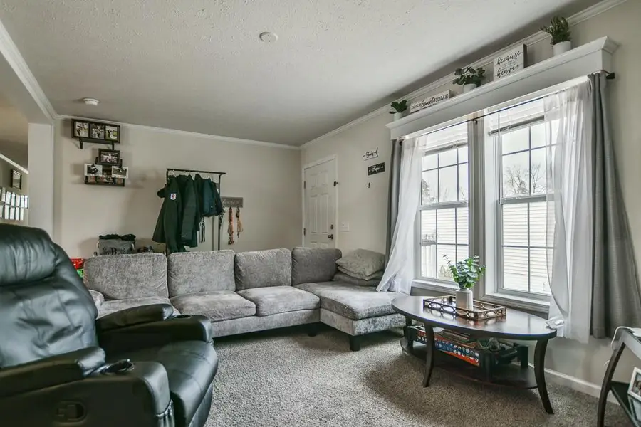 1374 Birchview Drive, Maplewood, MN 55119 - Image #2