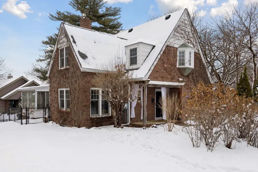 4017 Shoreline Drive, Minneapolis, MN 55422 - #3