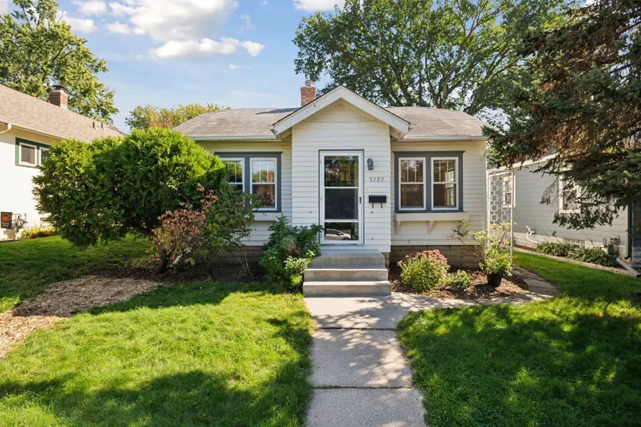 5229 29th Avenue S, Minneapolis, MN 55417 - Image #2