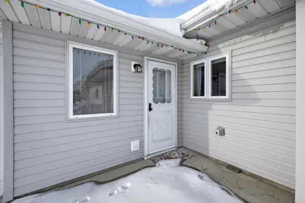 707 W Veterans Memorial Highway, Kasson, MN 55944