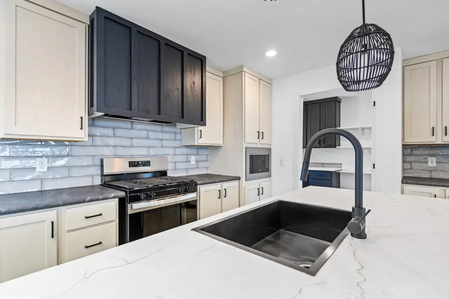 118 Division Street, Sandstone, MN 55072 - Image #2