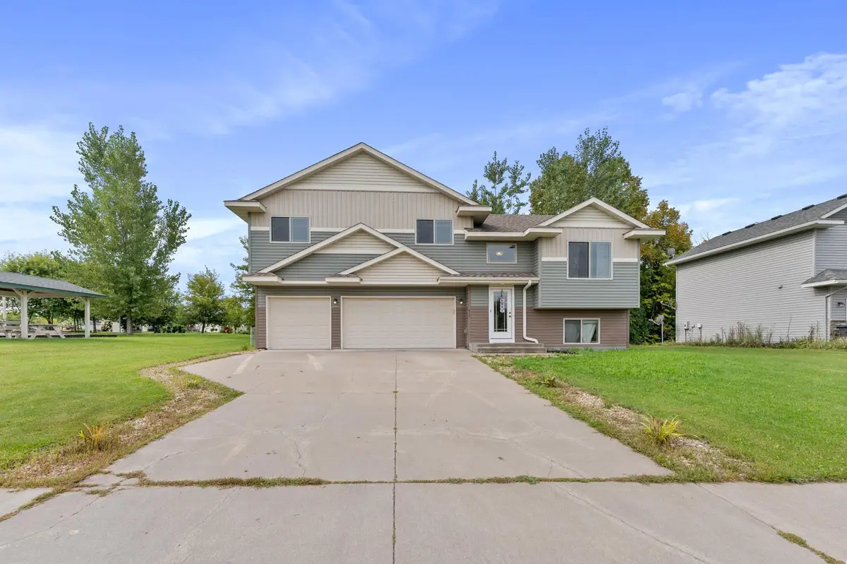 435 Highview Loop Se, Pine City, MN 55063 - Image #1