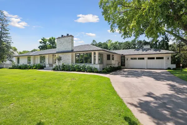 14 Woodland Road, Minneapolis, MN 55424