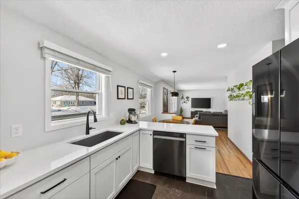 10319 Nicollet Avenue S, Minneapolis, MN 55420