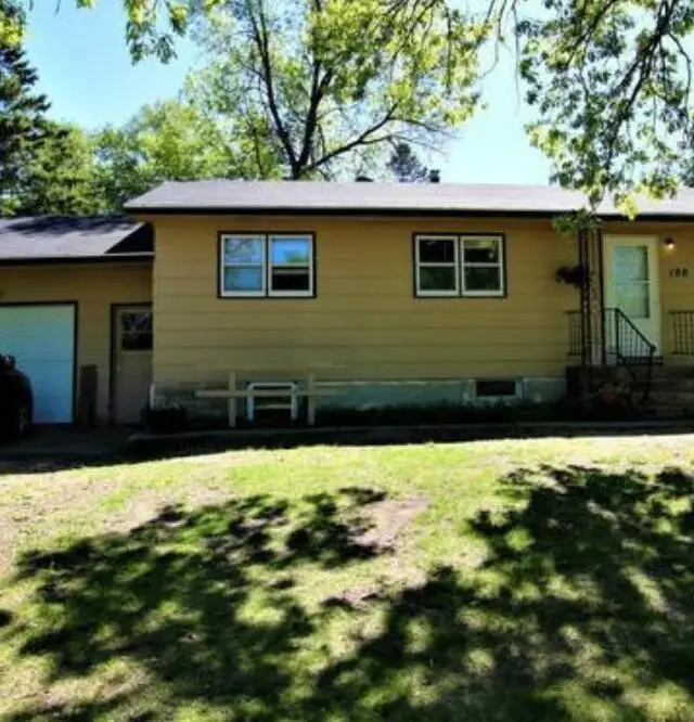 106 Roosevelt Street Sw, Staples, MN 56479 - Image #2