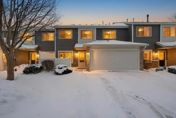 2037 Gresham Avenue N, Saint Paul, MN 55128