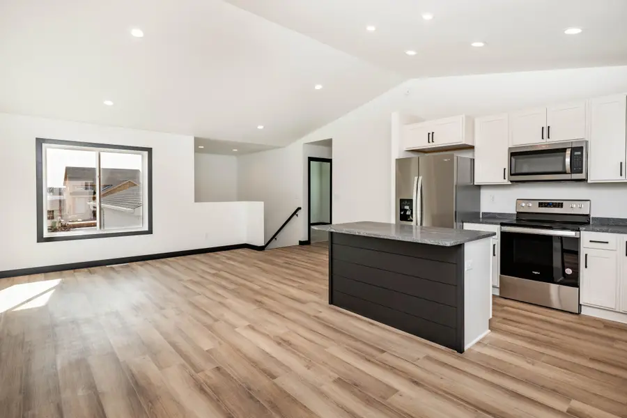 6729 67 Avenue S, Horace, ND 58047 - Image #3