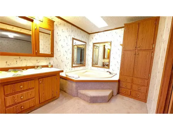 7800 Maple Hill Road #b11, Corcoran, MN 55340