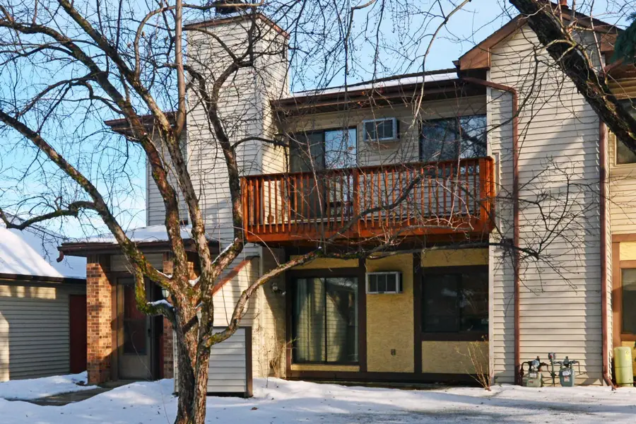 2076 Pathways Drive #1, Saint Paul, MN 55119 - #2