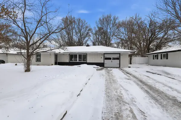 7925 6th Street Ne, Minneapolis, MN 55432