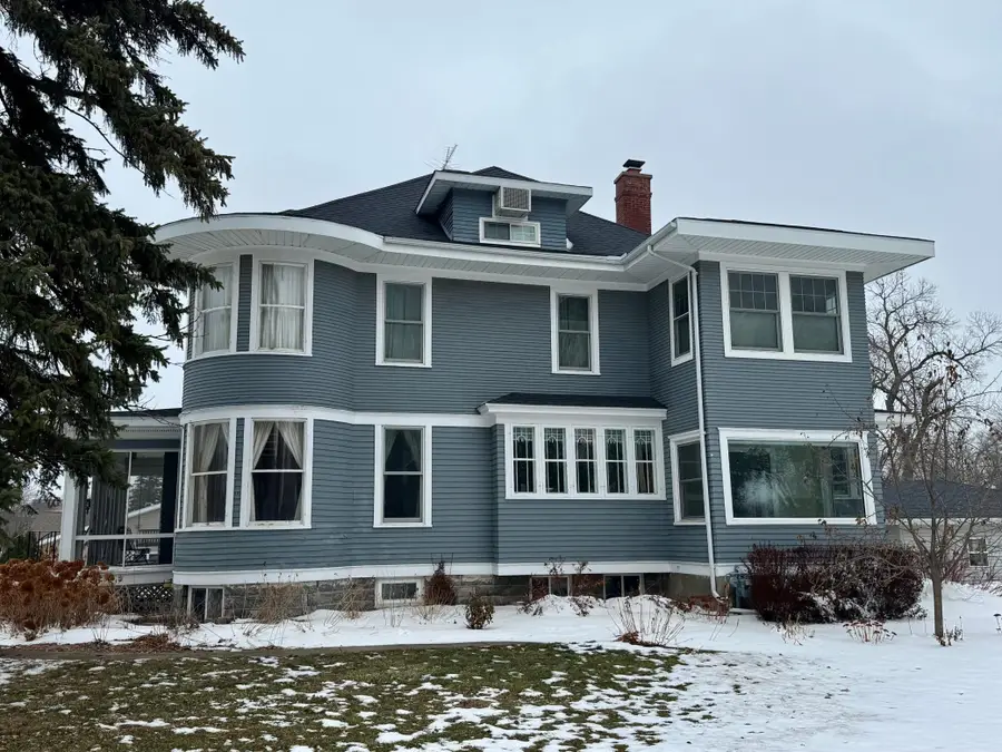 311 9th Street S, Olivia, MN 56277 - Image #3