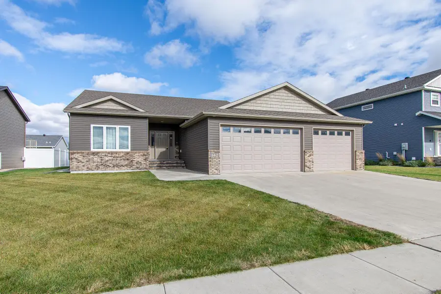 1220 Legion Lane W, West Fargo, ND 58078 - Image #3