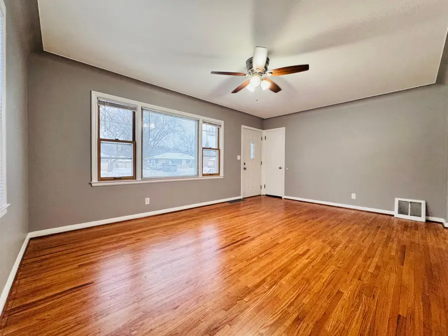 6100 Dupont Avenue N, Brooklyn Center, MN 55430 - #2