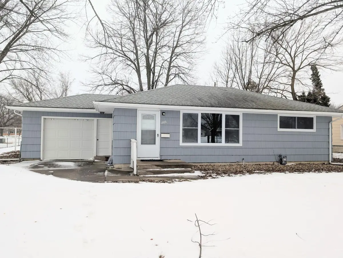 1306 12th Street Nw, Austin, MN 55912 - #1
