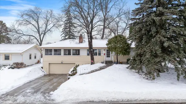 8109 30th Avenue N, Minneapolis, MN 55427