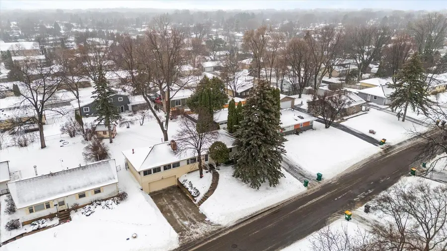 8109 30th Avenue N, Minneapolis, MN 55427 - Image #3