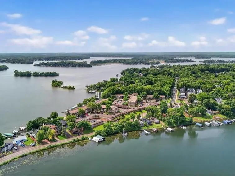 4387 Wilshire Boulevard #111, Mound, MN 55364 - Image #3