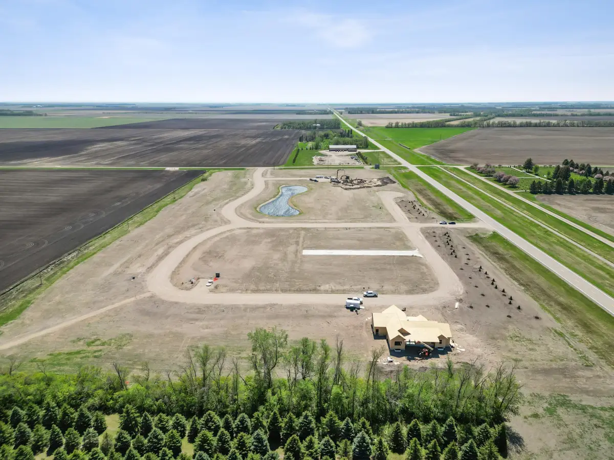 810 Lilac Trl, Arthur, ND 58006 - Image #1