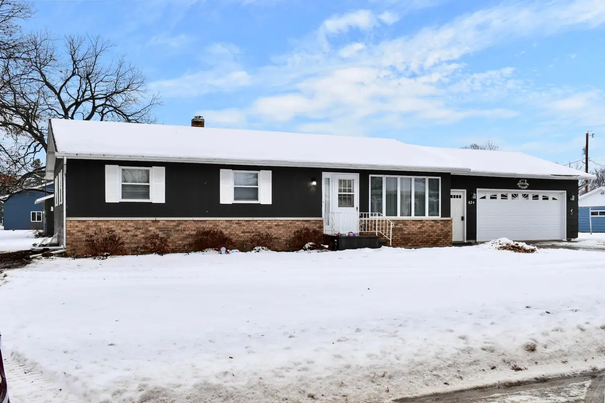 624 7th Street W, Wabasha, MN 55981 - Image #1