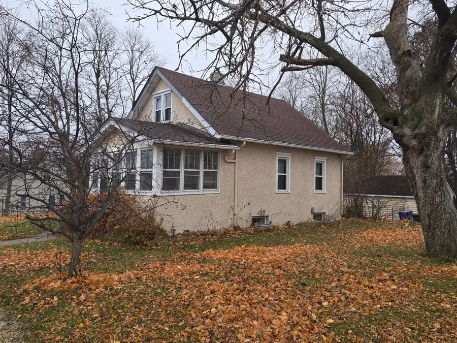 48 Jessamine Avenue E, Saint Paul, MN 55117 - #3