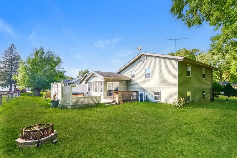 205 South Lane, Green Isle, MN 55338 - Image #2