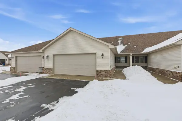 608 Graceview Drive, Saint Joseph, MN 56374
