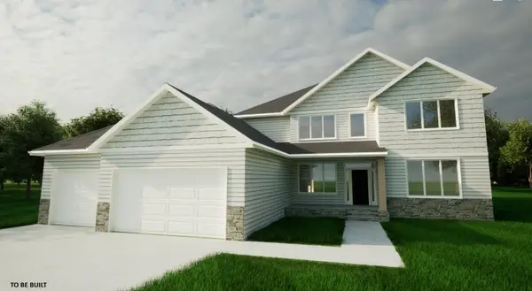 5669 31st Street S, Fargo, ND 58104