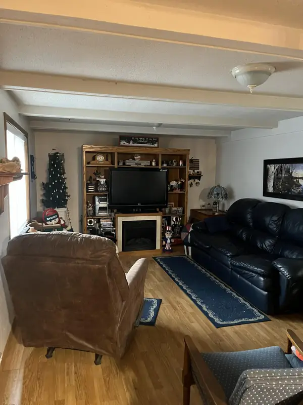 335 E Sorenson Avenue, Appleton, MN 56208