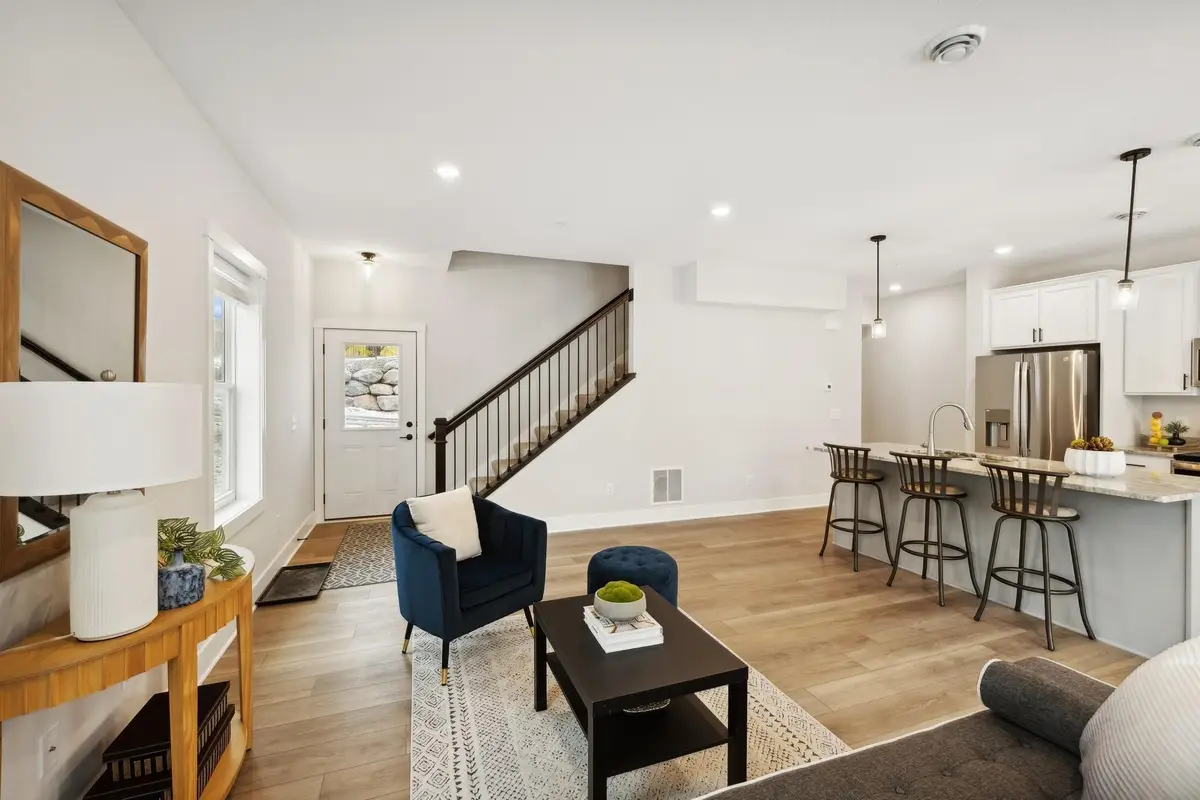 3407 Douglas Drive N, Minneapolis, MN 55422 - Image #1