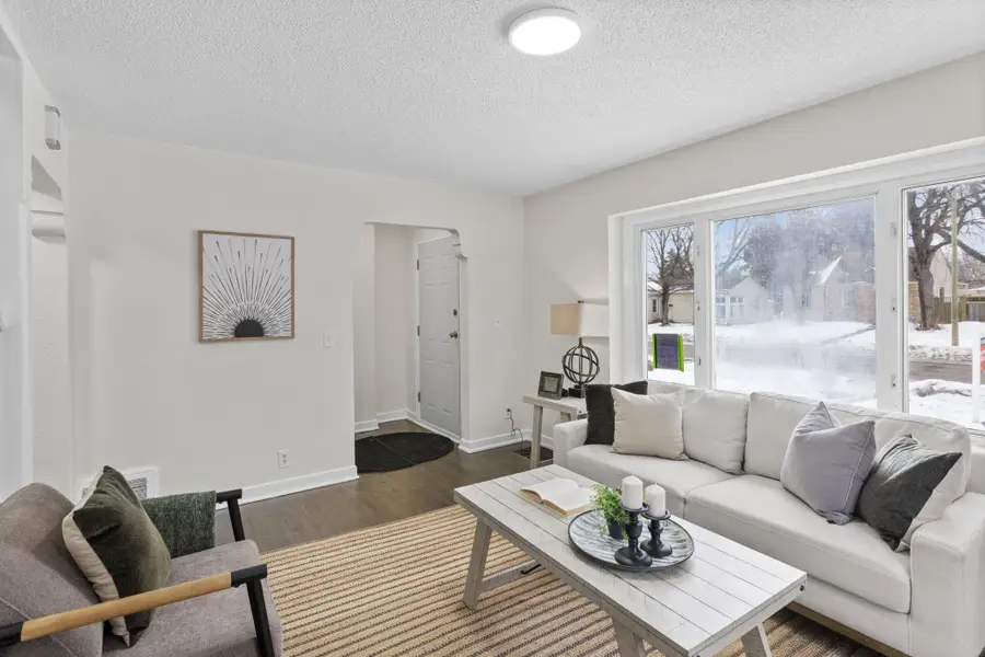 5113 Bryant Avenue N, Minneapolis, MN 55430 - Image #3