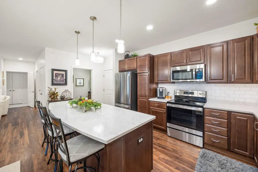 1948 W Wayzata Boulevard #203, Long Lake, MN 55356 - Image #3