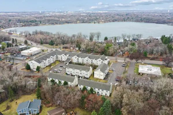 3166 Lexington Avenue N, Saint Paul, MN 55126