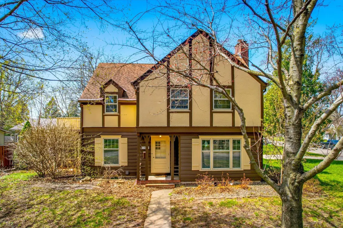 1027 Cedar Avenue, Albert Lea, MN 56007 - #1