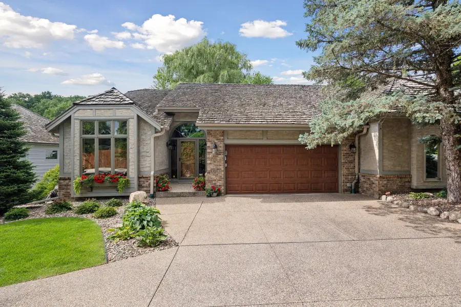 6545 Mccauley Trail W, Minneapolis, MN 55439 - Image #2