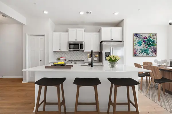 1020 130th Court E, Rosemount, MN 55068