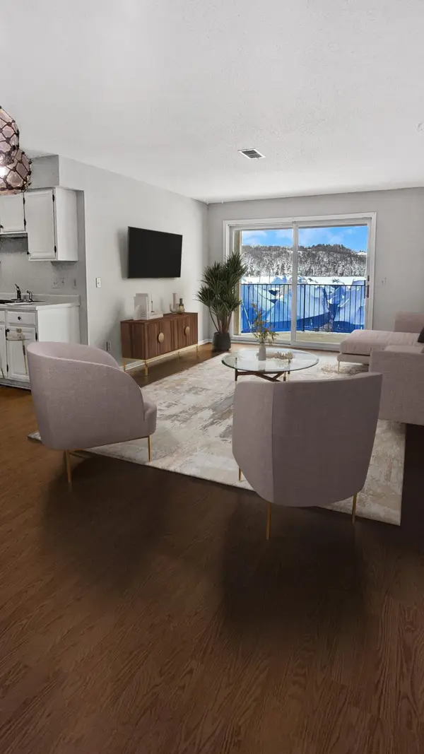 6351 Saint Croix Trail N #143, Stillwater, MN 55082