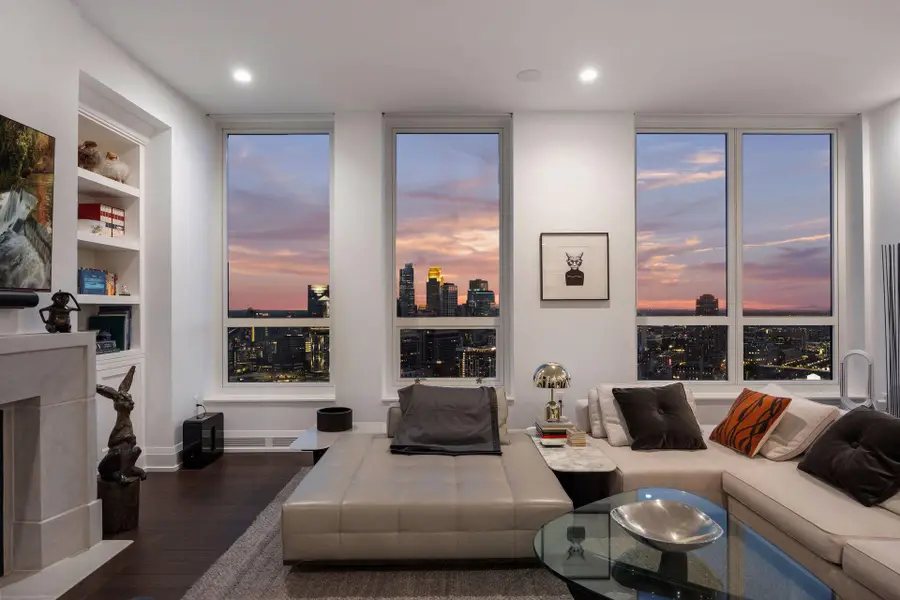 1111 W River Parkway #33A, Minneapolis, MN 55415 - Image #2