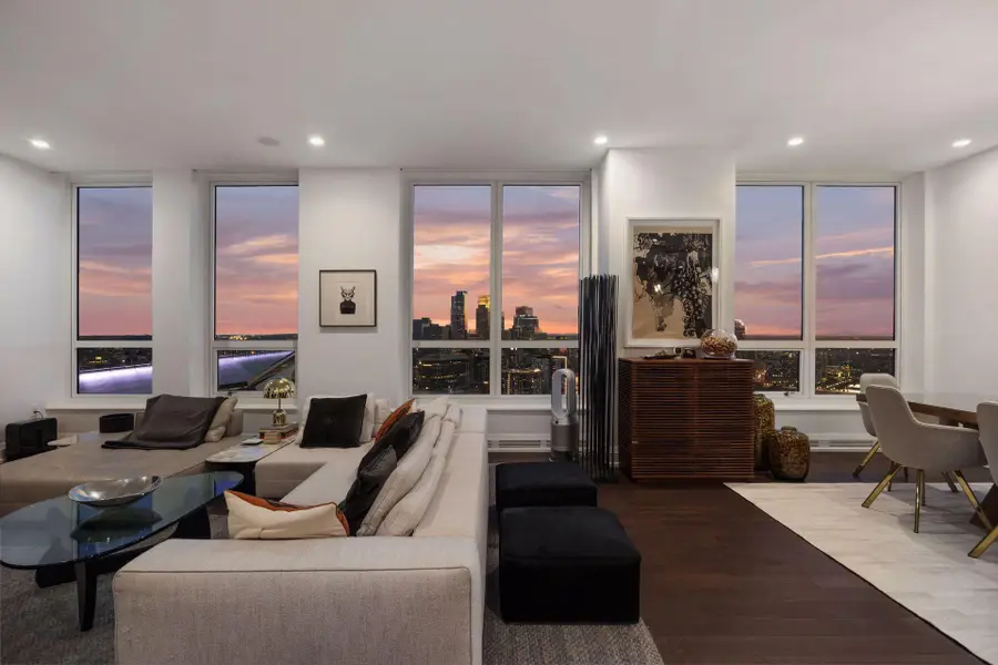 1111 W River Parkway #33A, Minneapolis, MN 55415 - Image #3