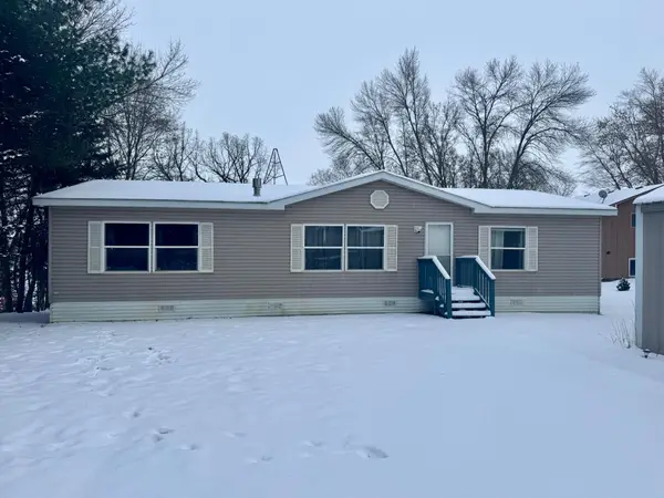 57975 226th Street, Litchfield, MN 55355